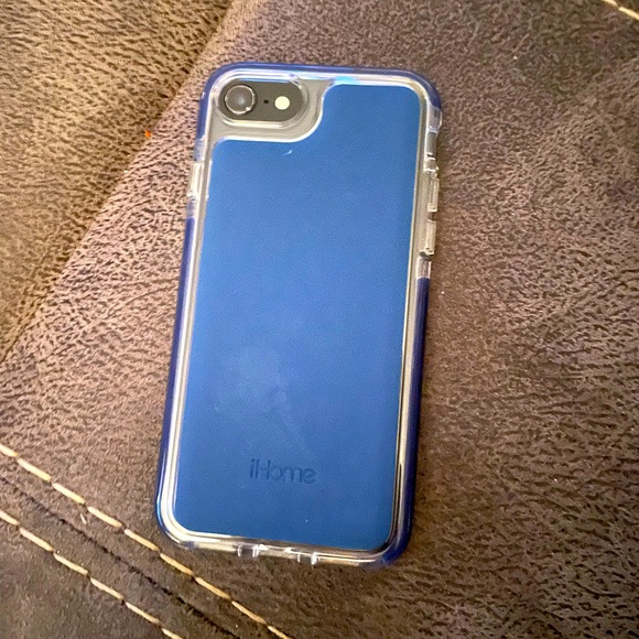 Apple Cell Phones & Accessories Has A Activation Lock Sim Card Is